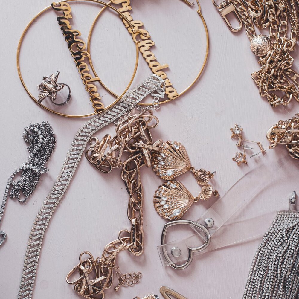 SUPER DEAL * 100 PIECES OF WEARABLE JEWELLERY Fashion, Costume, Vintage, Modern+